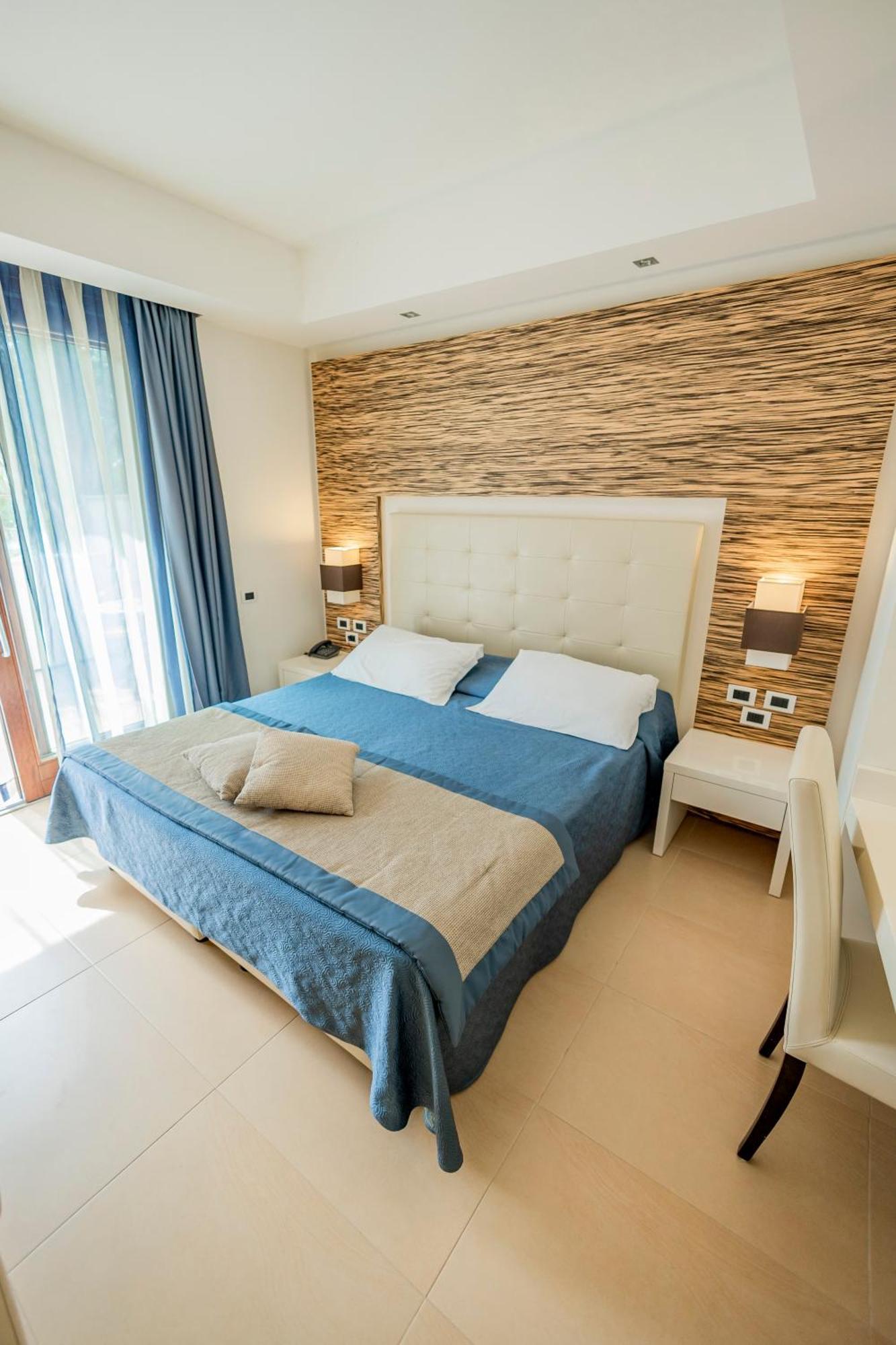 Prince Franklyn Hotel Santa Maria di Castellabate Dış mekan fotoğraf