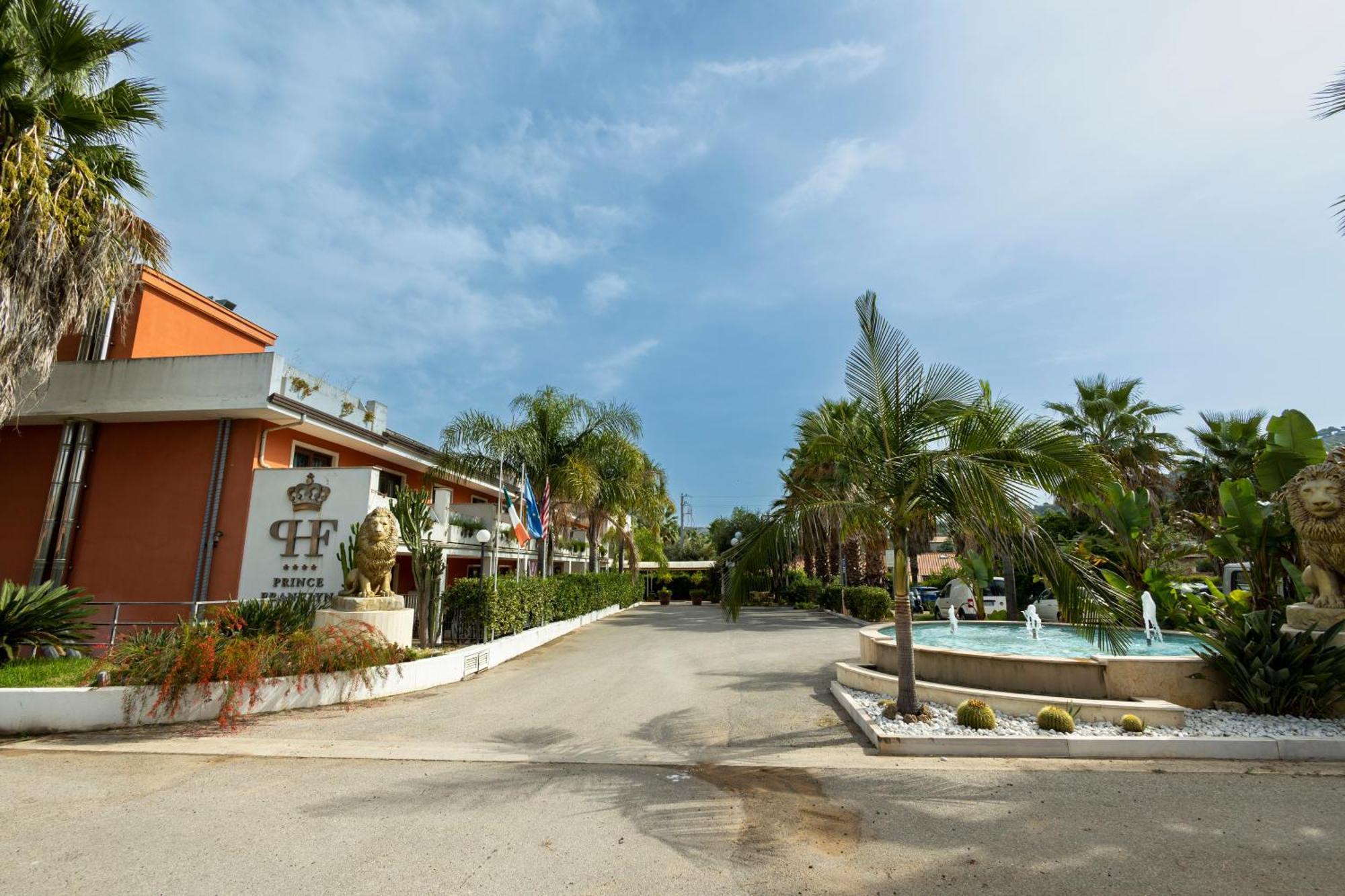 Prince Franklyn Hotel Santa Maria di Castellabate Dış mekan fotoğraf
